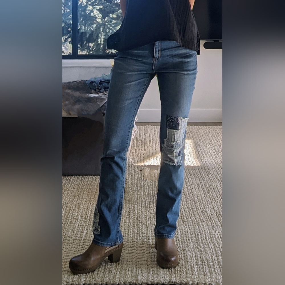 Sundance Magnolia Patchwork Straight Leg Jeans - Sz 27